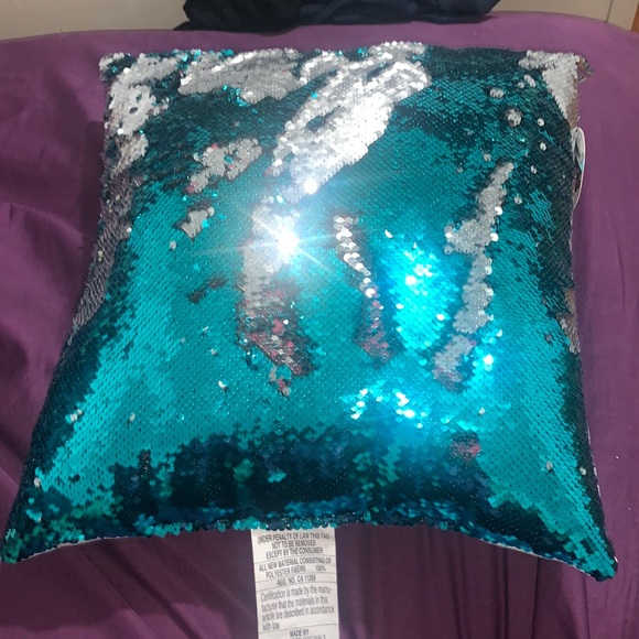 kohls donut pillow